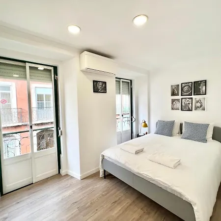 Urban Retreat - Lx Factory